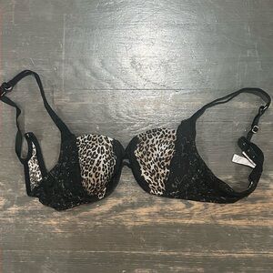 Victoria Secret Very Sexy bra